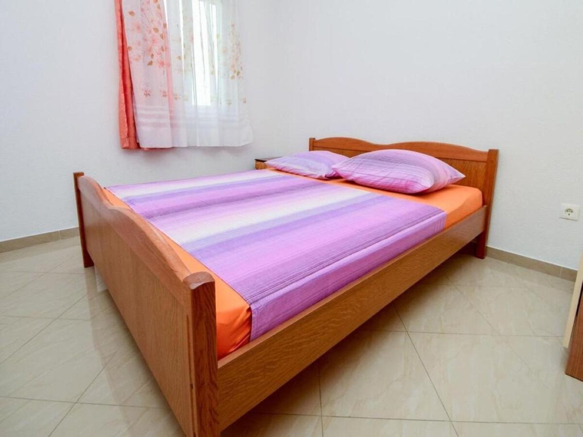 Apartments Vini Trogir Exterior photo